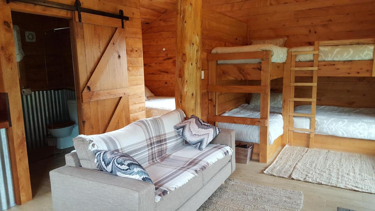 Rustic Hut Bush Retreat Bed and Breakfast Penguin Buitenkant foto