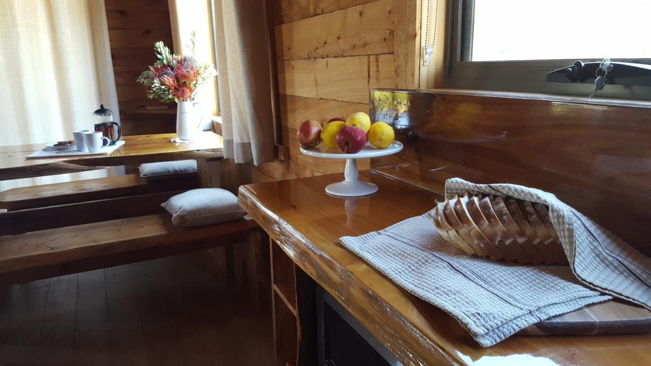Rustic Hut Bush Retreat Bed and Breakfast Penguin Buitenkant foto
